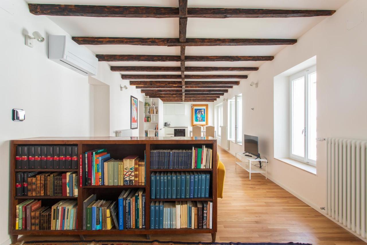 Otium Monasticum Apartment Триест Екстериор снимка