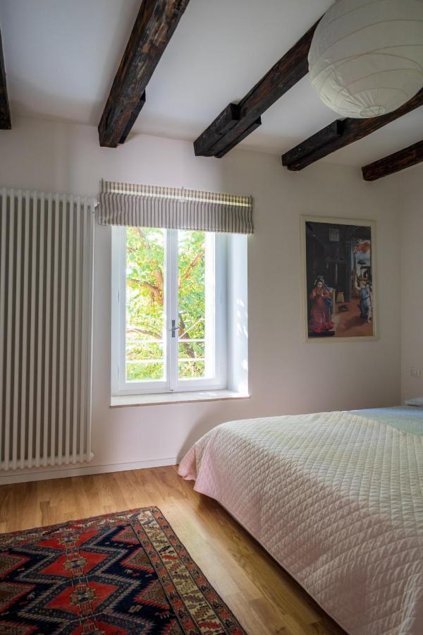 Otium Monasticum Apartment Триест Екстериор снимка